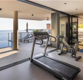 Luxury 4 Bedroom Villa with Heated Infinity Pool, Sauna, Gym, Jacuzzi and Sea Views in Vrbica, near Dubrovnik, Sleeps 8